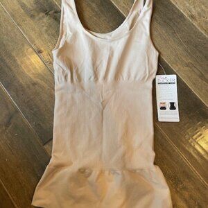 NWT Belly Bandit Tan Compression Sleeveless Top Sz M
